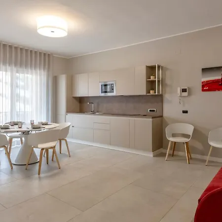 Crystal & Esmeralda Apartament