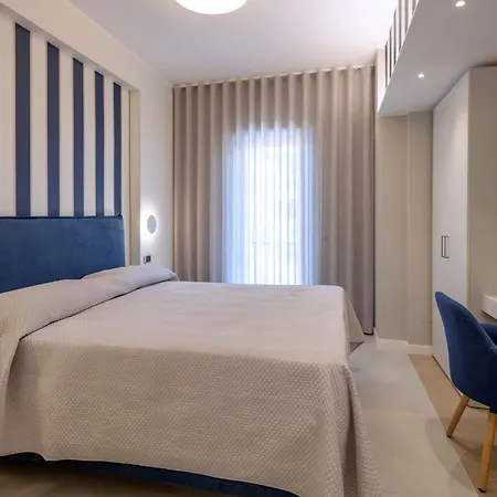 Crystal & Esmeralda Apartament