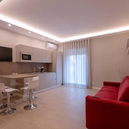 Crystal & Esmeralda Apartment